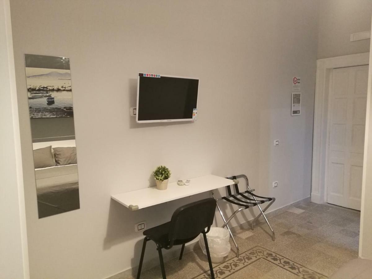 B&B Marange Naples Exterior photo