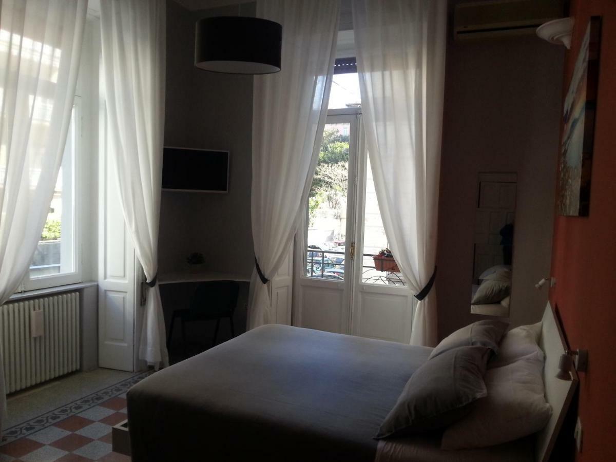 B&B Marange Naples Exterior photo